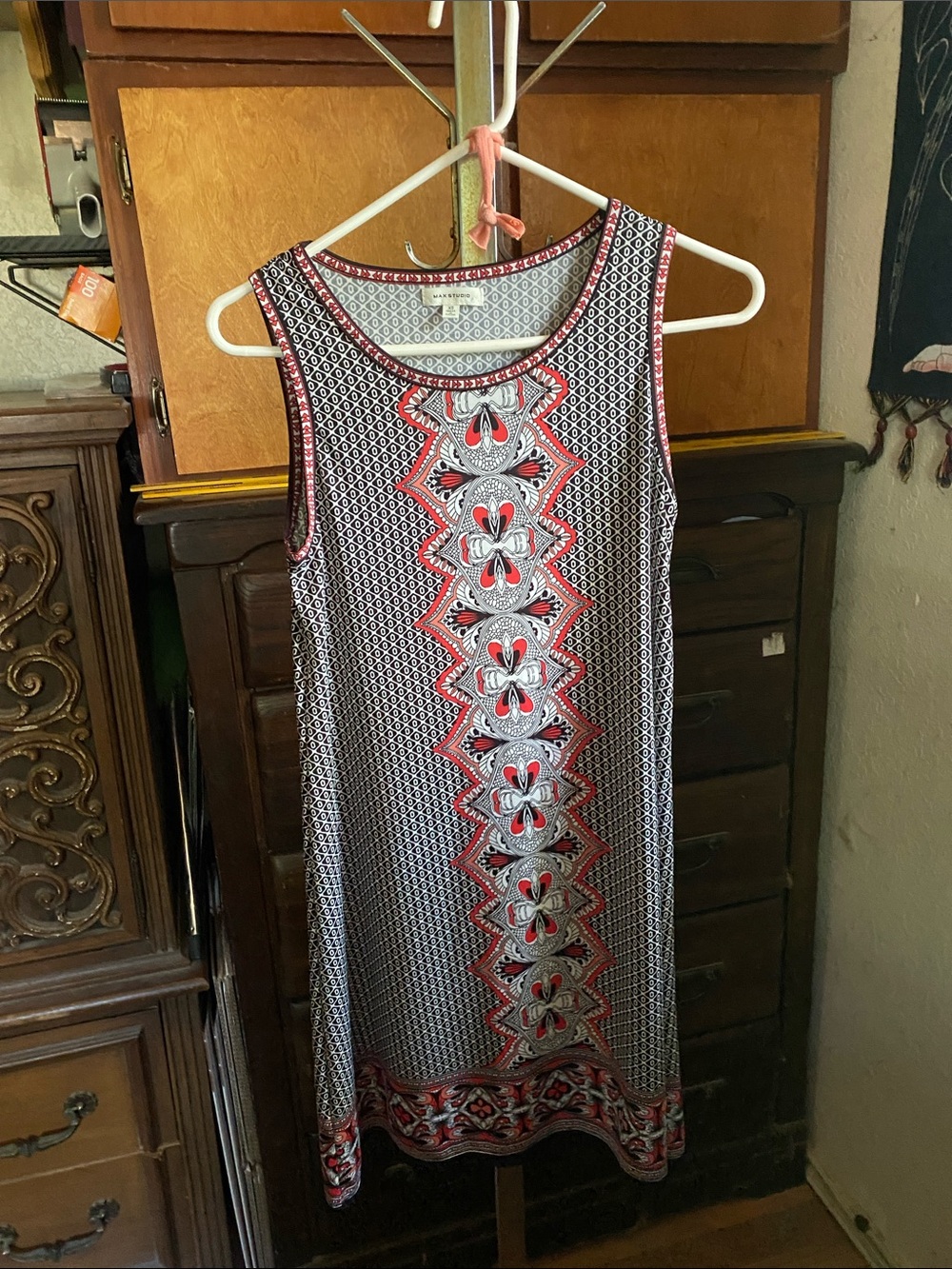 Women dress Max Studio Scoop Neck Printed Top — Red, Black, White